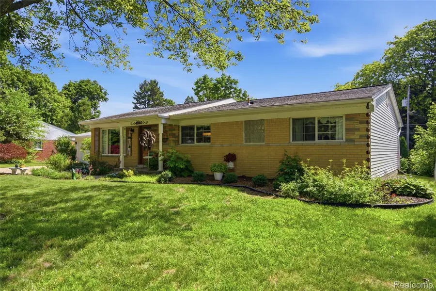 4844 Whitlow Boulevard, Commerce Township, MI 48382 - #2