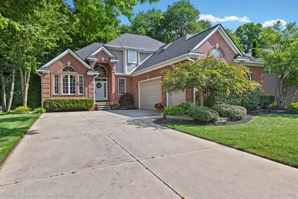 3830 Arlington Avenue, FortGratiot, MI 48059