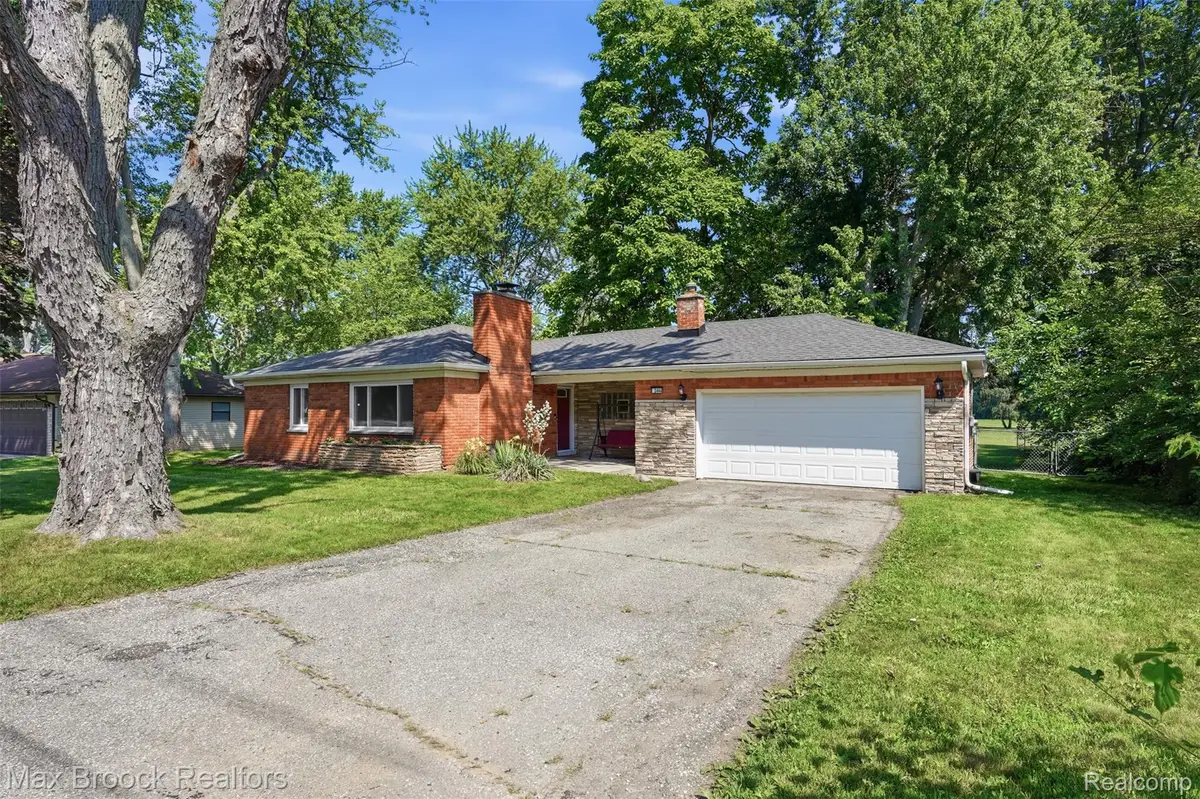 2444 Anders Drive, Waterford, MI 48329 - #1