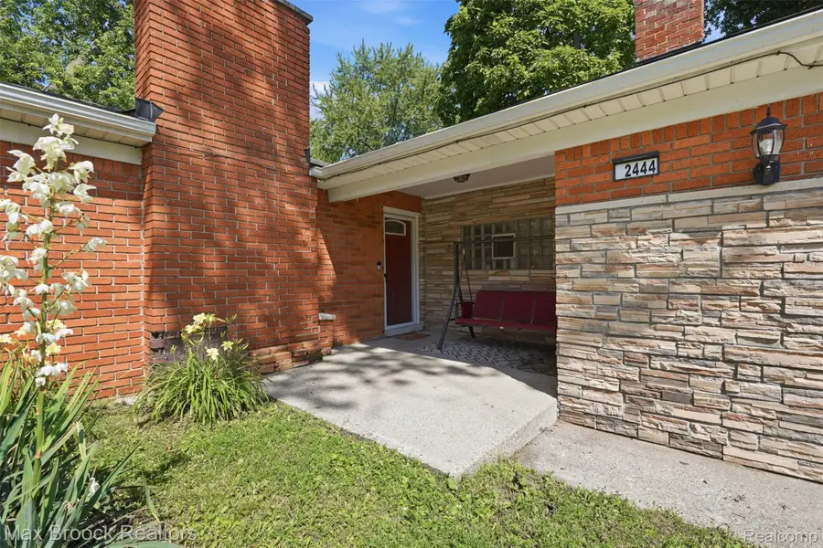 2444 Anders Drive, Waterford, MI 48329 - #2