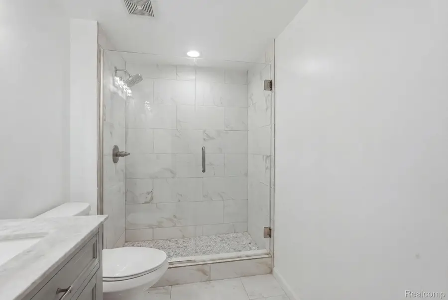 3320 Spinnaker Lane #7A, Detroit, MI 48207 - #3