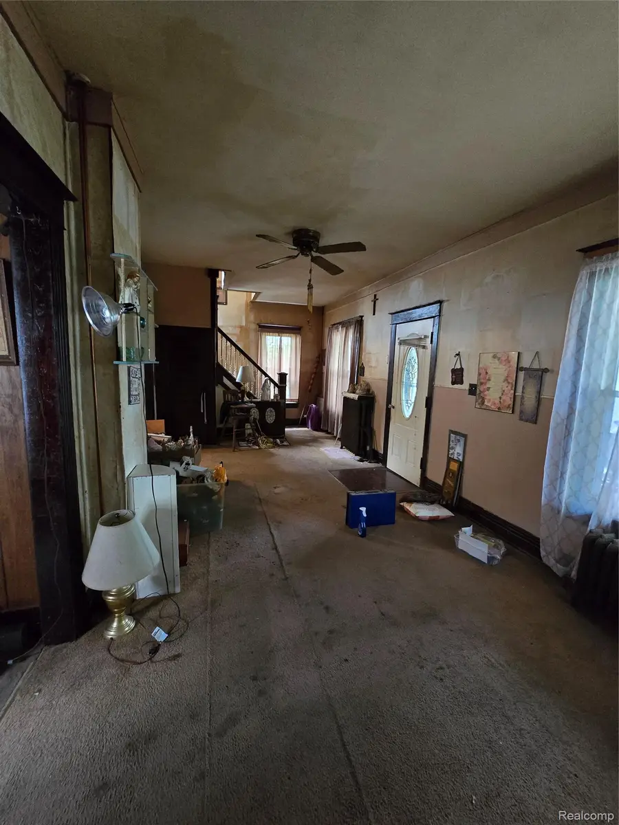 811 Howard Street, Port Huron, MI 48060 - #2