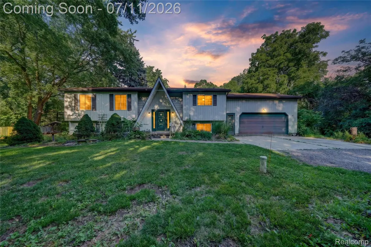 4430 N Center Road, Flint, MI 48506 - #1