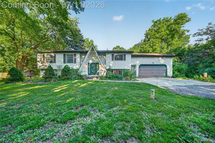 4430 N Center Road, Flint, MI 48506 - #2