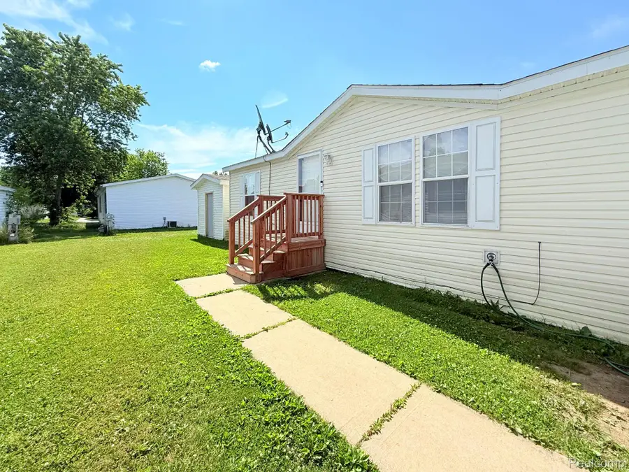 317 Scarlet Oak Lane, Augusta, MI 48190 - #2