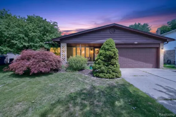 42854 Lombardy Drive, Canton, MI 48187