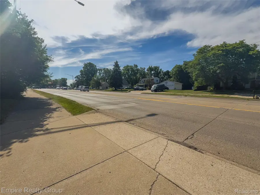 2766 W Huron Street, Waterford, MI 48328 - #3