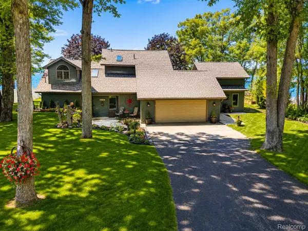 3752 Hiawatha Trail, NationalCity, MI 48748