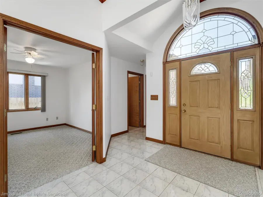 14008 Lakeshore Drive, Sterling Heights, MI 48313 - #3