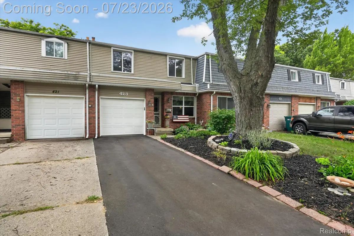 423 Leland Street, Flushing, MI 48433 - #1