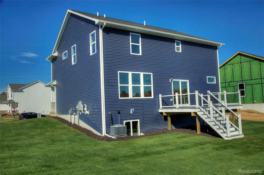 MOH 123 Gambrel Ln, Howell, MI 48843 - #2