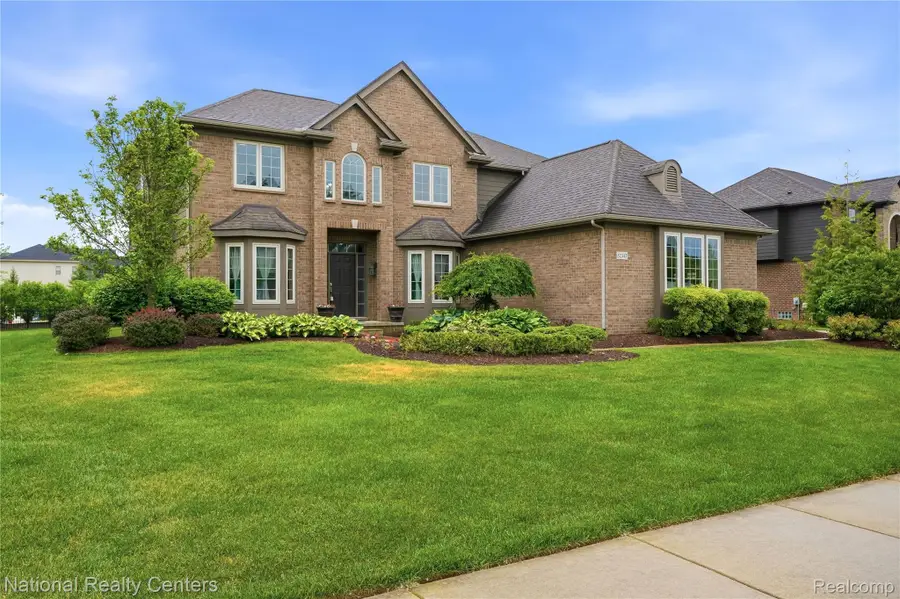 52347 Ferndale Drive, Northville, MI 48167 - #2