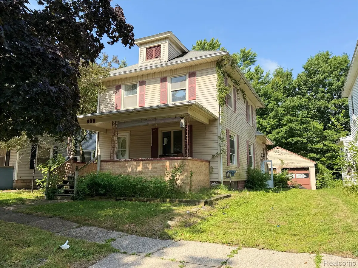 808 Division Street, Owosso, MI 48867 - #1