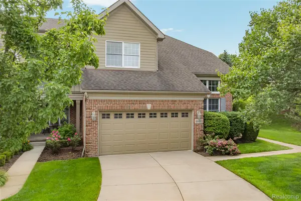 44493 Broadmoor Boulevard, Northville, MI 48168