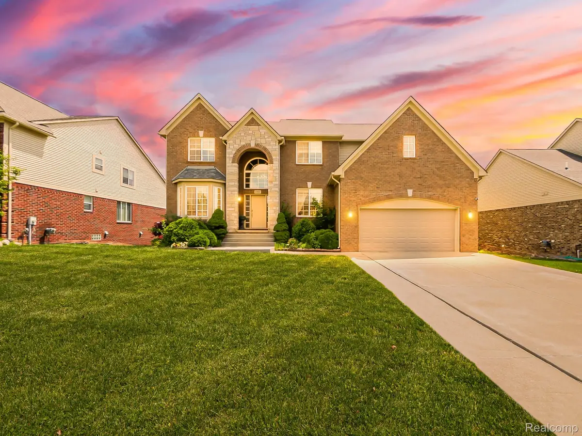 6960 Norway Drive, Troy, MI 48085 - #1