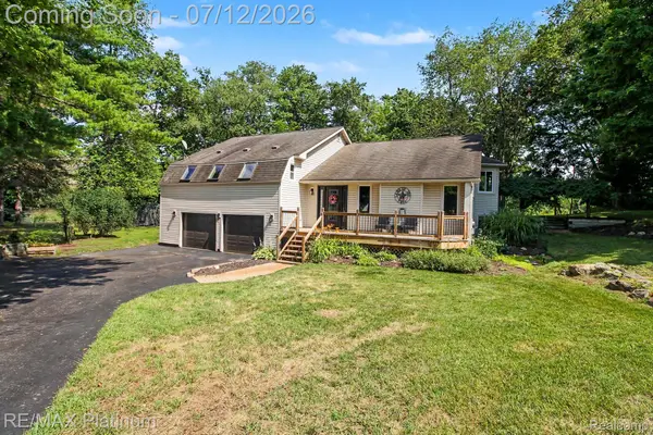 6317 Kevin Drive, Brighton, MI 48116