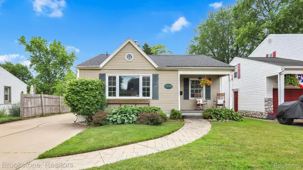22318 Cedar Street, StClairShores, MI 48081