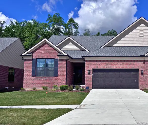 55789 Oak Pointe Drive, ShelbyTwp, MI 48315