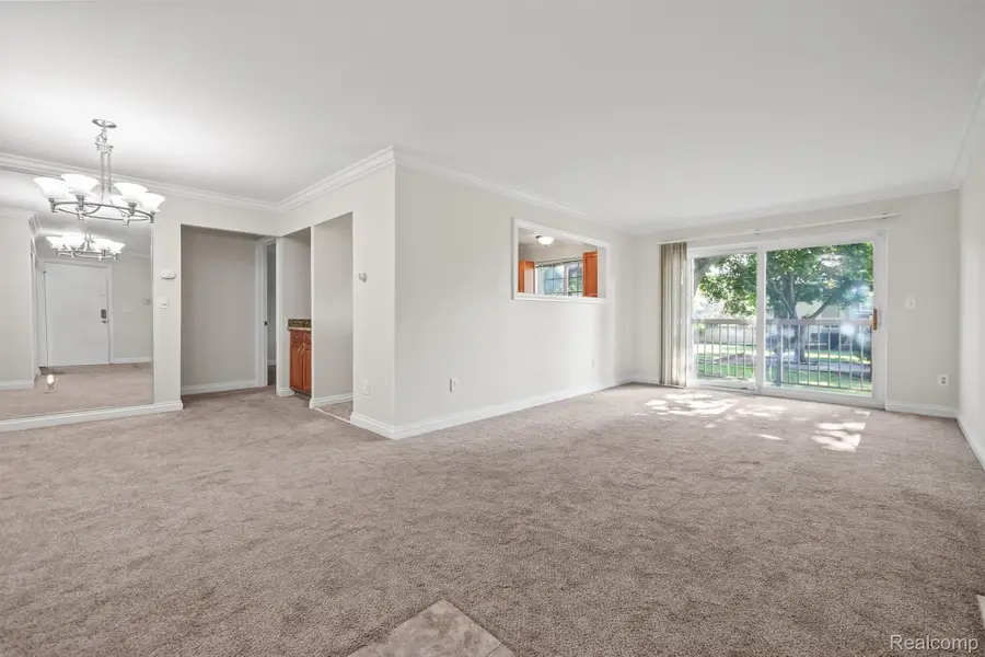 3551 W 14 Mile Road #2, Royal Oak, MI 48073 - #3