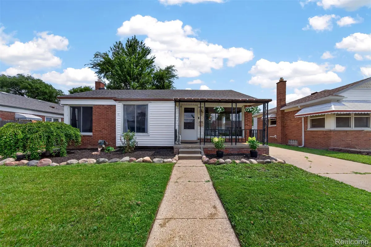 28202 Hollywood Street, Roseville, MI 48066 - #1