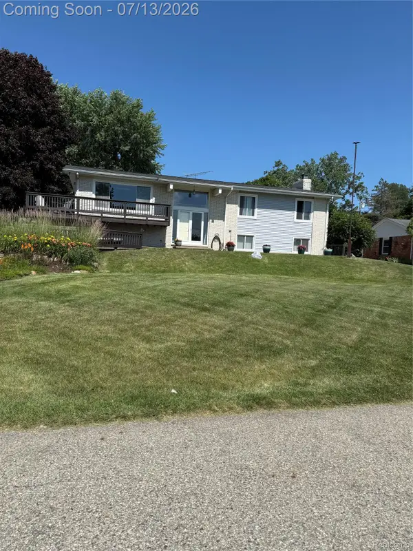 10504 Tamryn Boulevard, Holly, MI 48442