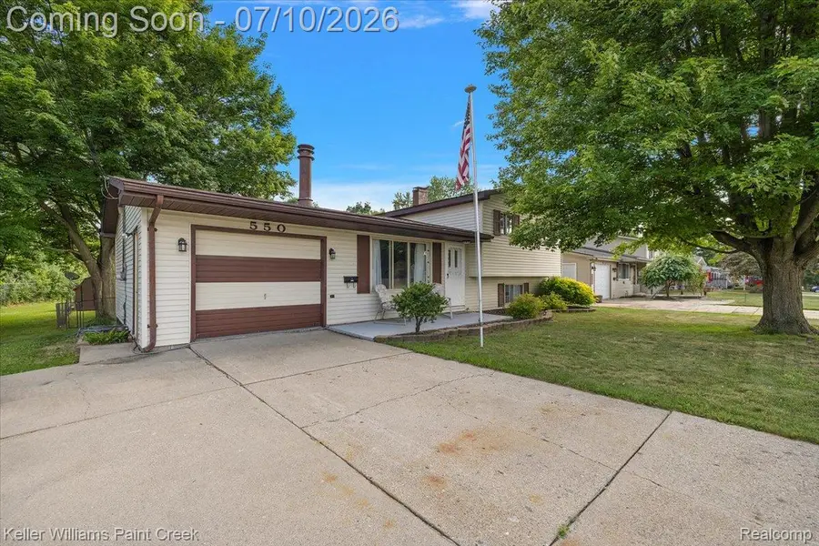 550 E Clark Street, Davison, MI 48423 - #3