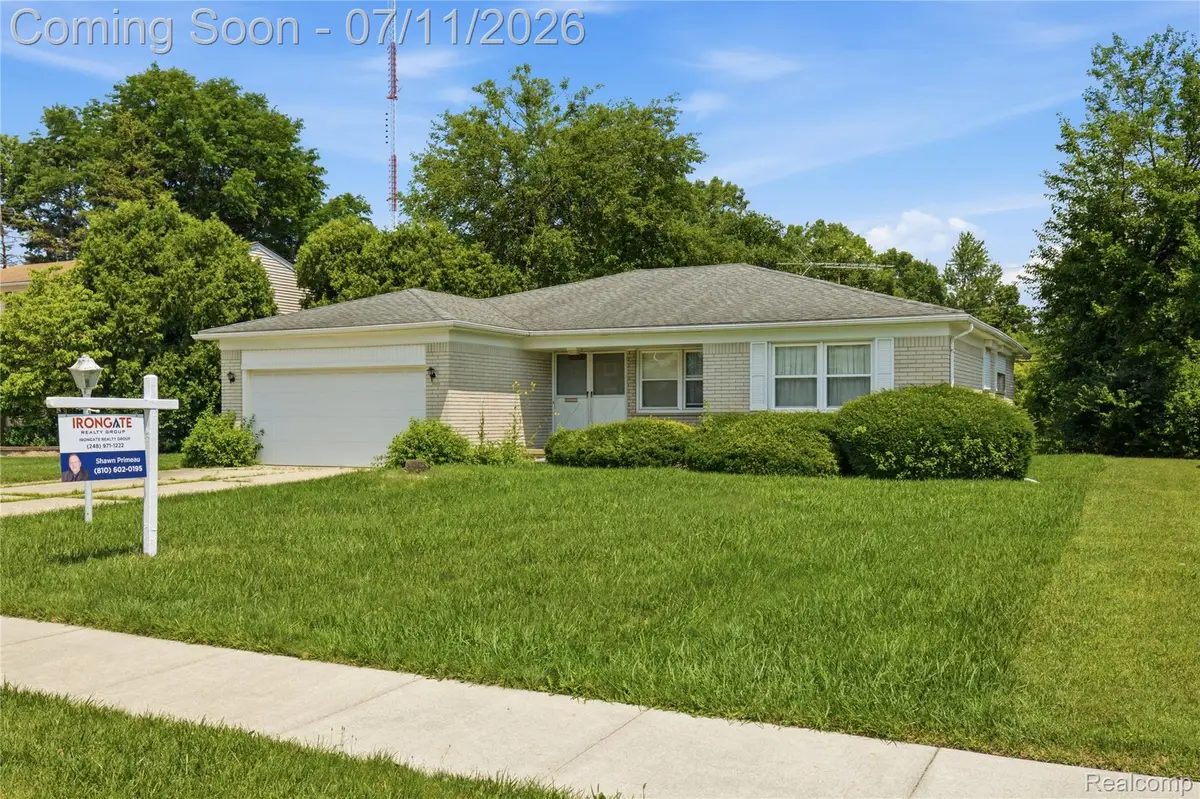 25760 Southwood Drive, Southfield, MI 48075 - #1
