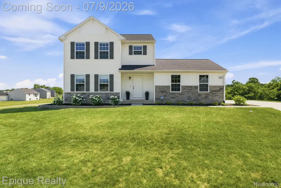 7269 Wildflower Ct Court, Grand Blanc, MI 48439 - #2