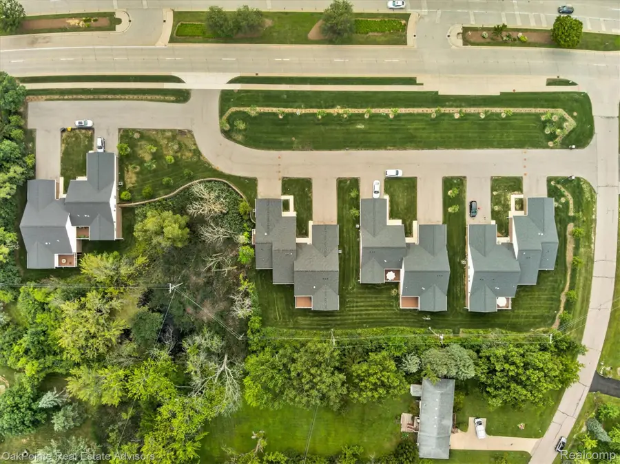 26640 Orchard Lake Road, Farmington, MI 48334 - #2