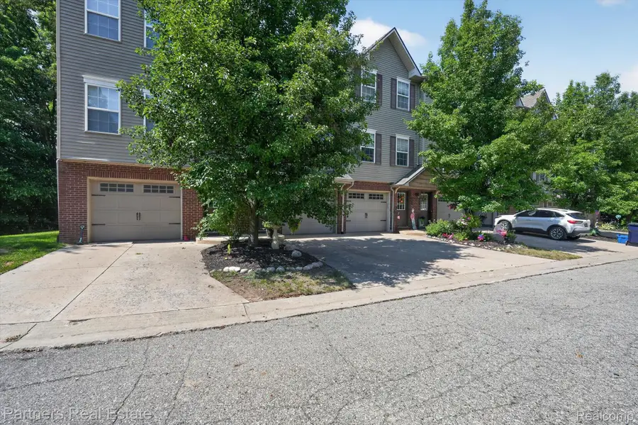 1617 Red Hickory Court, Howell, MI 48855 - #3