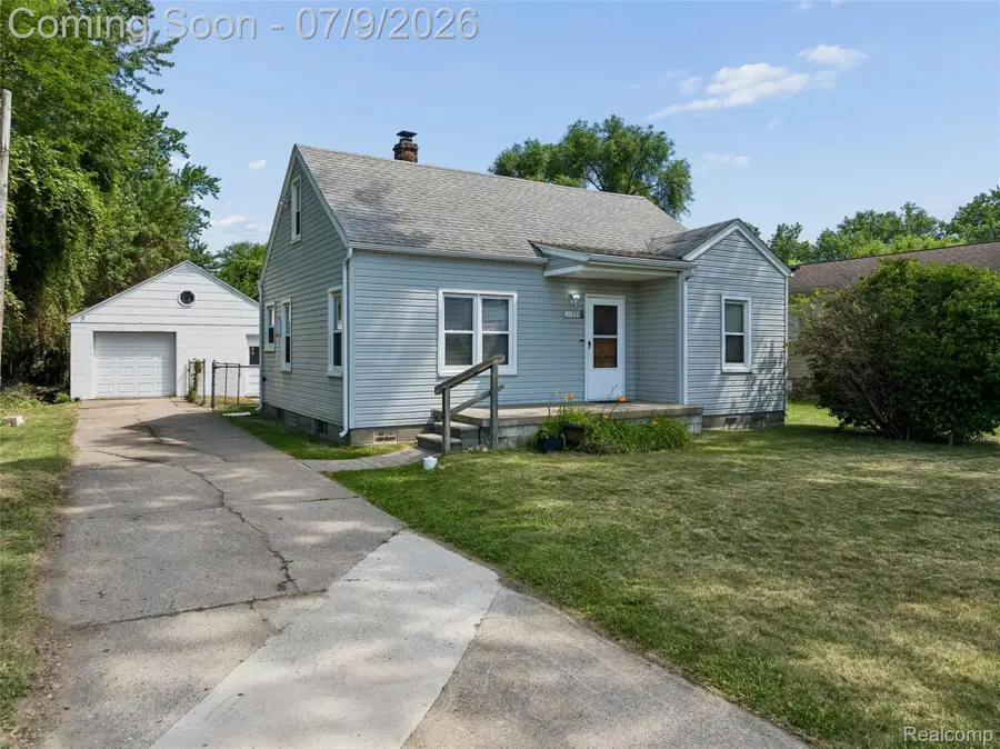 11725 Republic Avenue, Warren, MI 48089 - #2