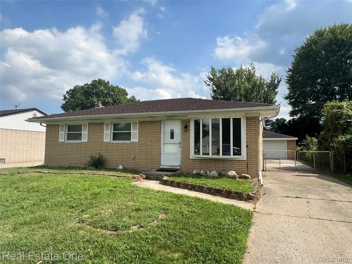 25563 Baker, Taylor, MI 48180 - #1