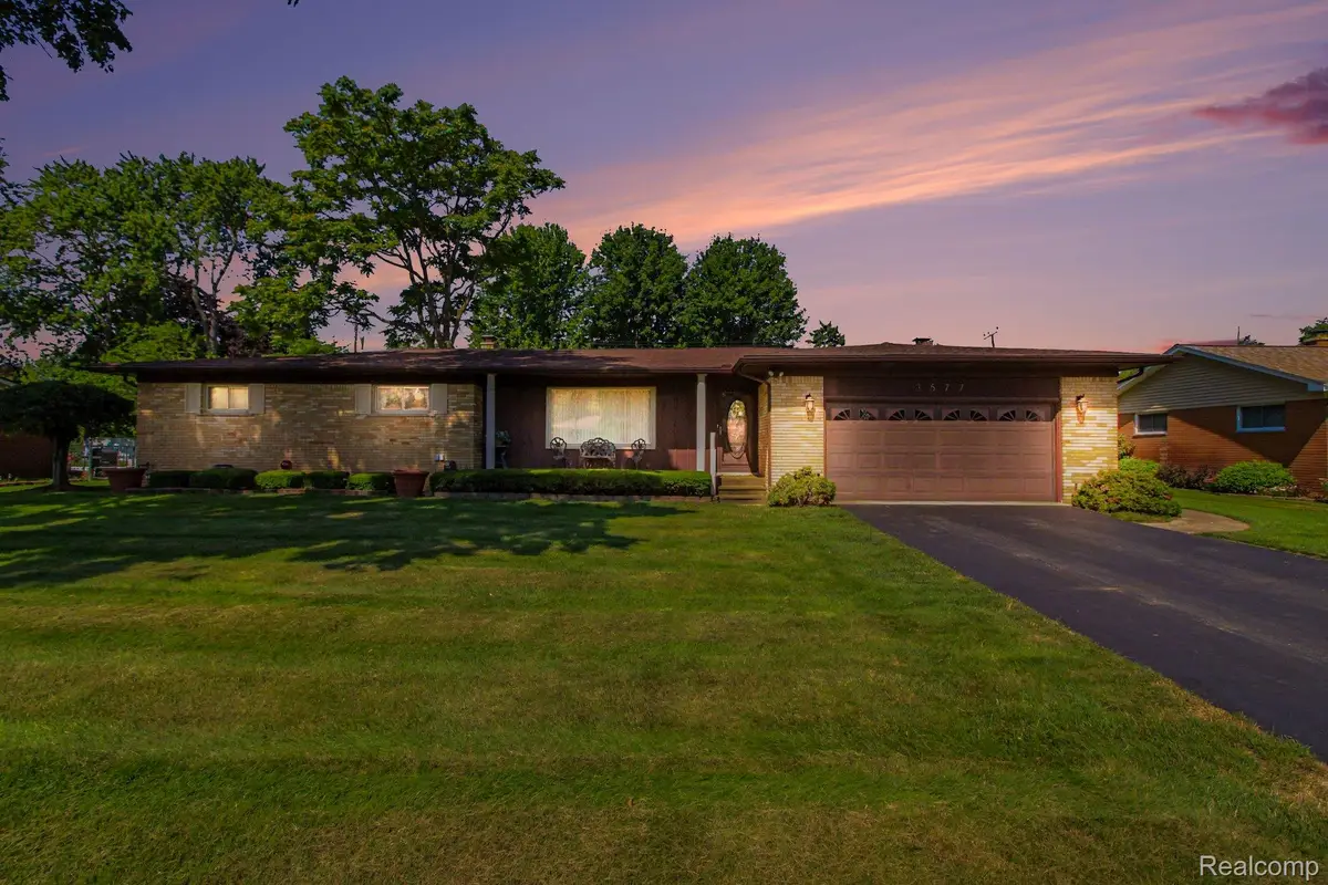 3577 Meadowleigh Lane, Waterford, MI 48329 - #1