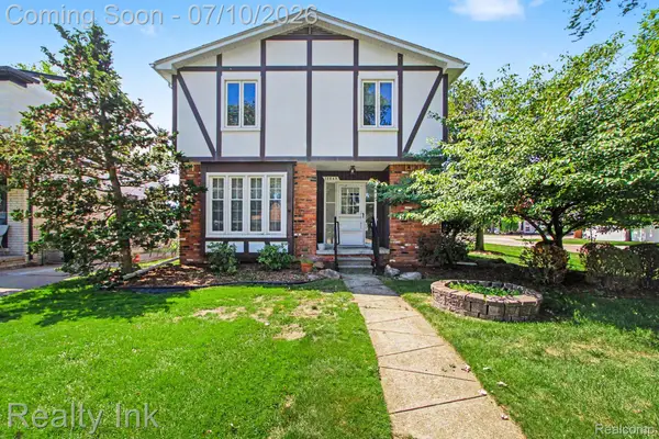 18945 Hilton Drive, Southfield, MI 48075