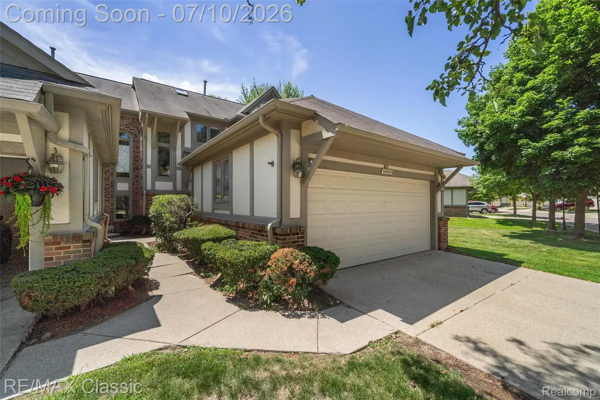 42027 Saratoga Circle, Canton, MI 48187 - #1