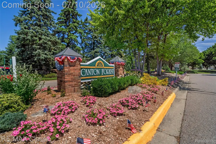 42027 Saratoga Circle, Canton, MI 48187 - #3