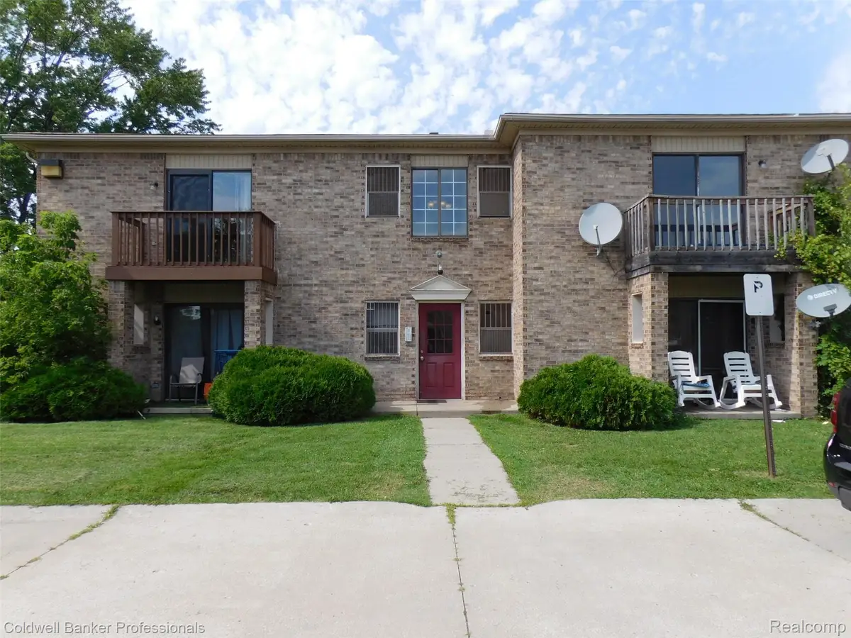 284 E 13 Mile, Unit #202, Madison Heights, MI 48071 - #1