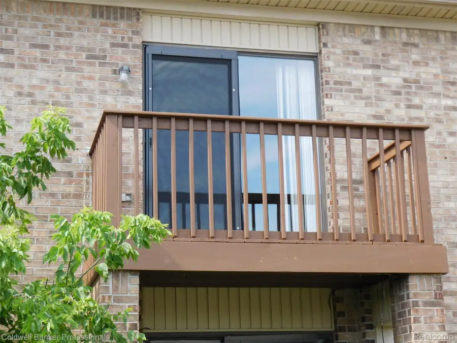 284 E 13 Mile, Unit #202, Madison Heights, MI 48071 - #3