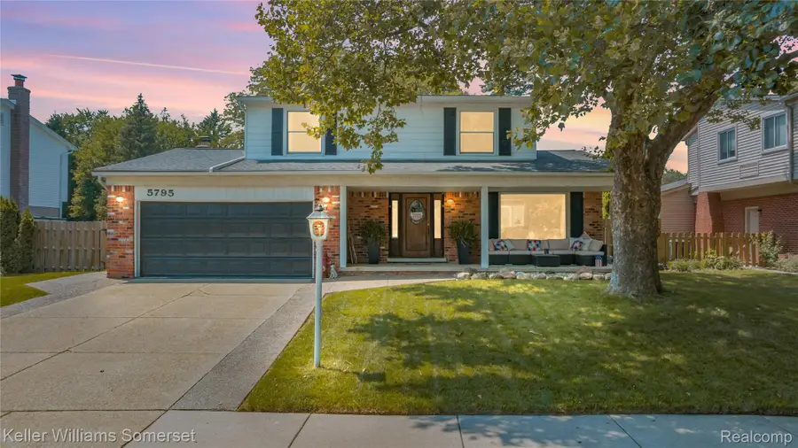 5795 Limestone Drive, Troy, MI 48085 - #2