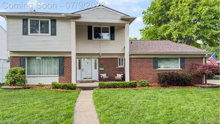 8731 Paulina Drive, Sterling Heights, MI 48312 - #2