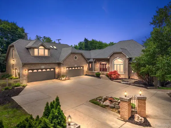 901 Spring Drive, Northville, MI 48167