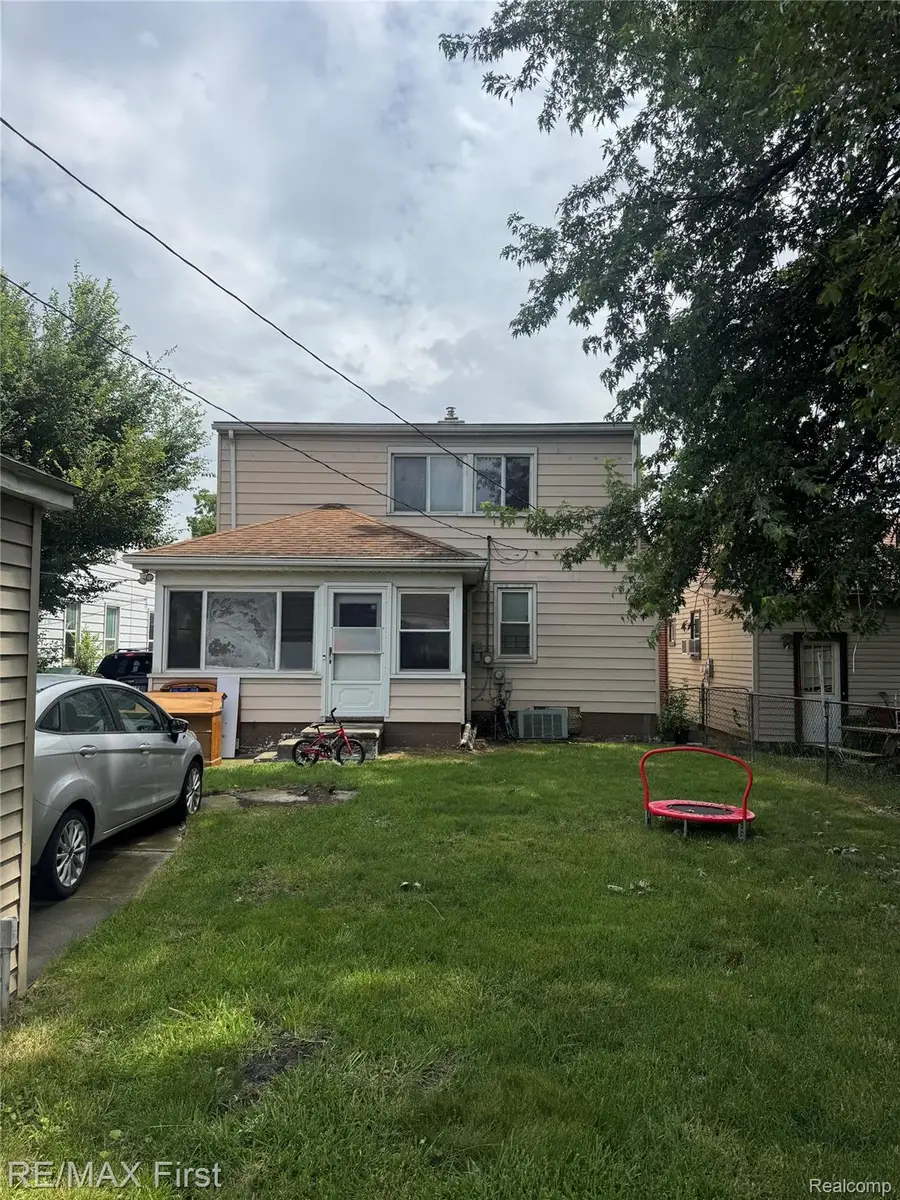 21811 Donald Avenue, Eastpointe, MI 48021 - #3