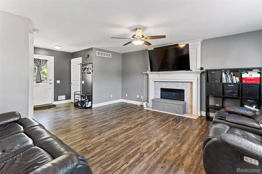 7921 Mallard Way, Ypsilanti, MI 48197 - #2