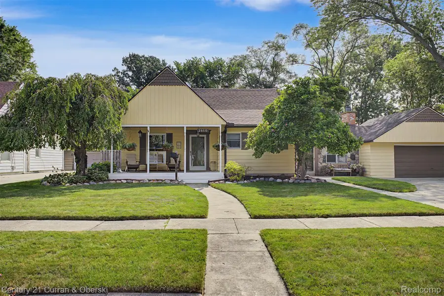 2660 Thomas Avenue, Berkley, MI 48072 - #2