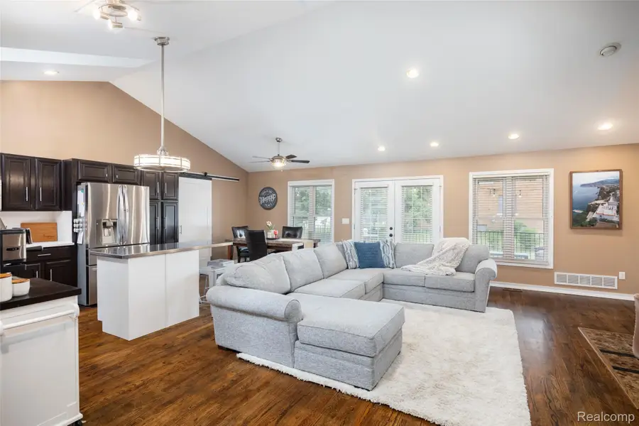 18570 Hollie Drive, Macomb, MI 48044 - #3