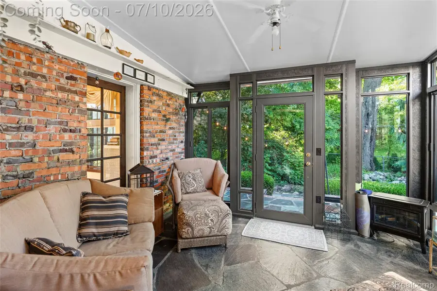 1117 South Drive, Flint, MI 48503 - #2