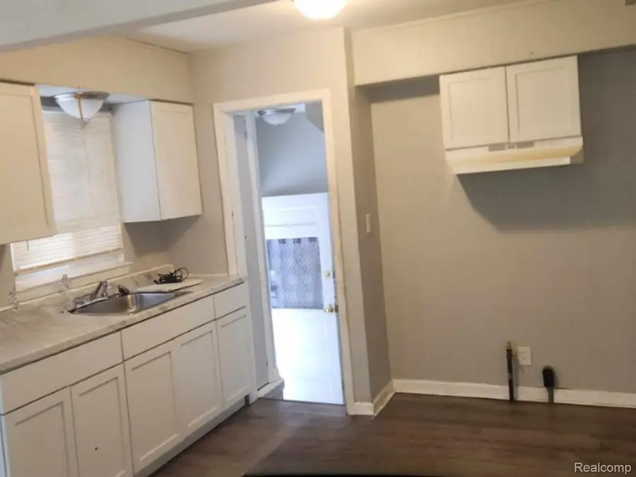 11776 Rossiter Street, Detroit, MI 48224 - #2