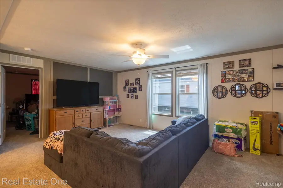 220 Borman Avenue, Flushing, MI 48433 - #3