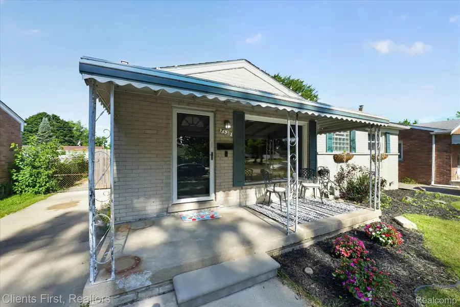 7520 Sloan Street, Taylor, MI 48180 - #3