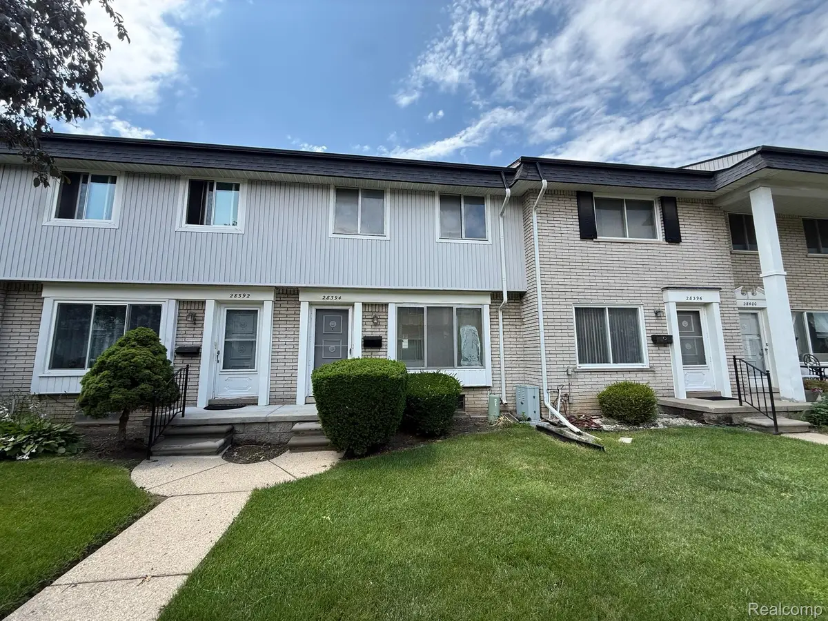 28394 Universal Drive, Warren, MI 48092 - #1